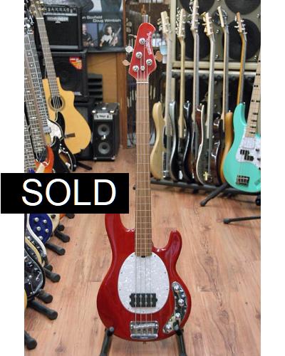 Musicman Stingray 4 fretless